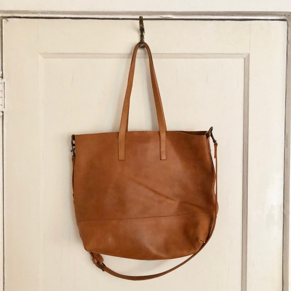 Able Abera leather bag
